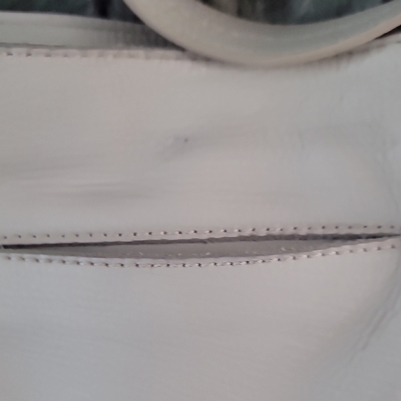 The Sak Cream Shoulder Bag - Picture 10 of 16